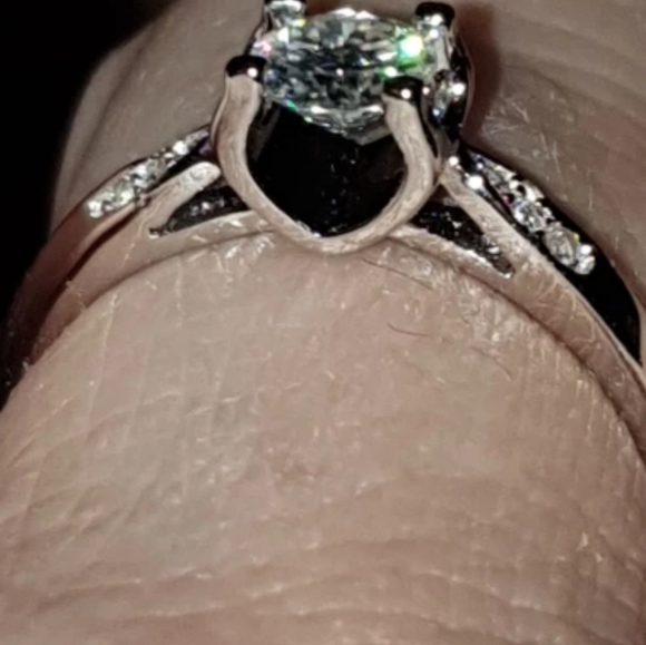 Moissanite 💍 - Picture 4 of 8